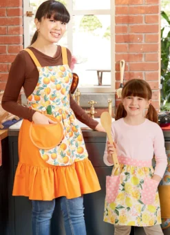 McCall's Pattern 8234 Children's And Misses' Aprons, Potholders And Tea Towel -Sewing Supplies Store M8234 product hires 01 scaled