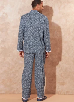McCall's Pattern M8262 Men's Pajamas -Sewing Supplies Store M8262 product hires 04 scaled