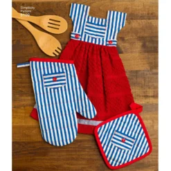 Simplicity Pattern 8109 OS Towel Dresses, Pot Holders And Oven Mitts -Sewing Supplies Store S8109 product hires 04 scaled