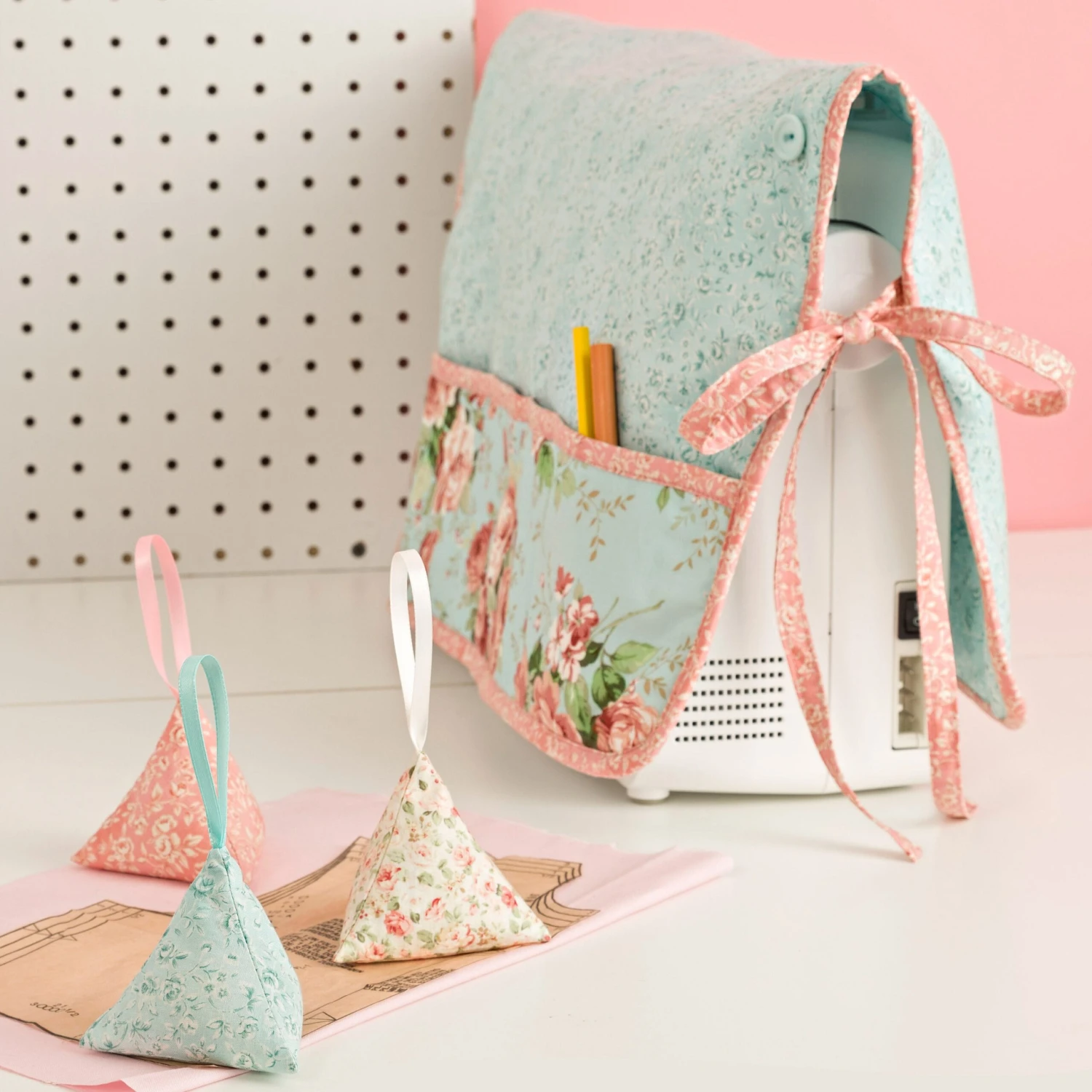 Simplicity Pattern 9404 Sewing Room Accessories 3 Simplicity Pattern 9404 Sewing Room Accessories - Image 3