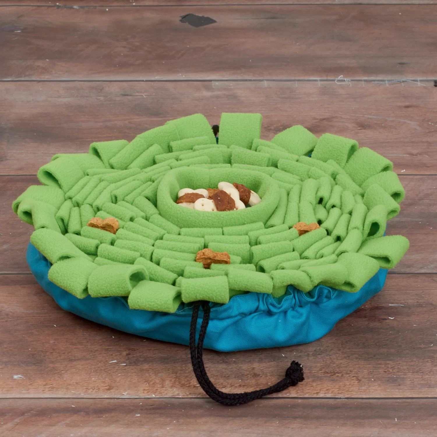 Simplicity Pattern S9445 Pet Bed In Two Sizes, Chair Cover & Play Mats 3 Simplicity Pattern S9445 Pet Bed In Two Sizes, Chair Cover & Play Mats - Image 3