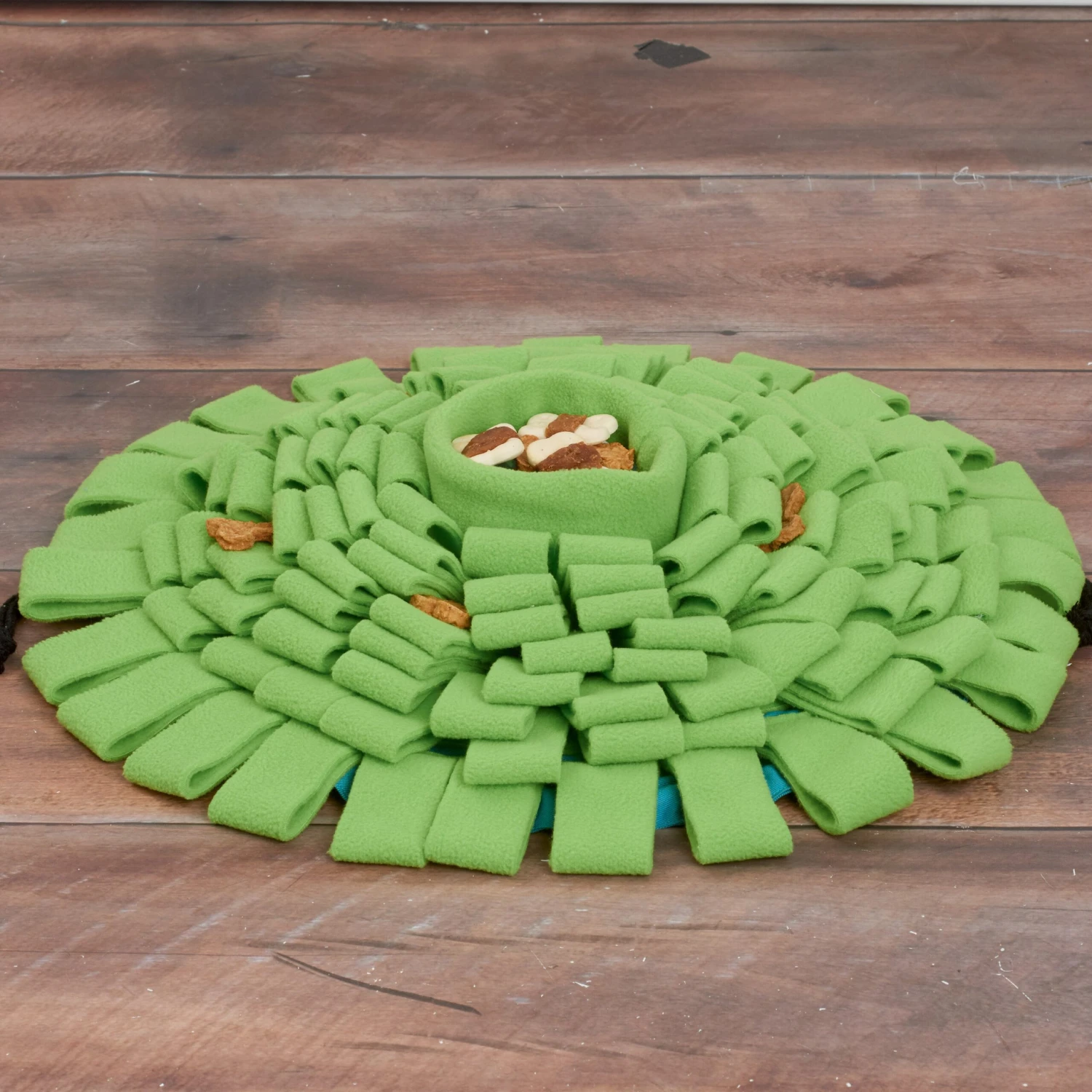 Simplicity Pattern S9445 Pet Bed In Two Sizes, Chair Cover & Play Mats 4 Simplicity Pattern S9445 Pet Bed In Two Sizes, Chair Cover & Play Mats - Image 4