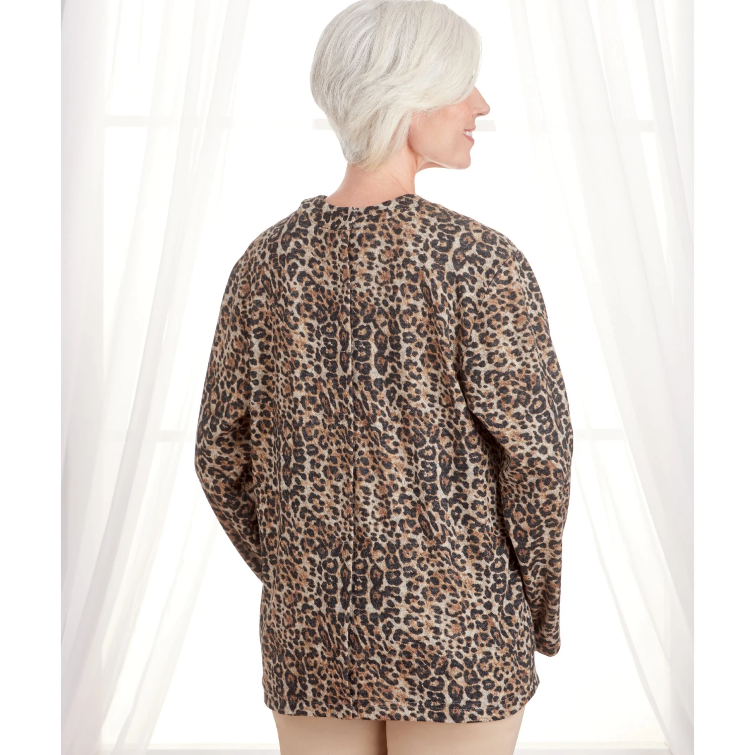 Simplicity Sewing Pattern S9488 Unisex Adaptive Cardigan 4 Simplicity Sewing Pattern S9488 Unisex Adaptive Cardigan - Image 4