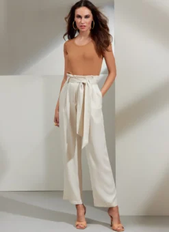 Vogue Pattern V1873 Miss/Petite Pant & Belt -Sewing Supplies Store V1873 product hires 02 scaled