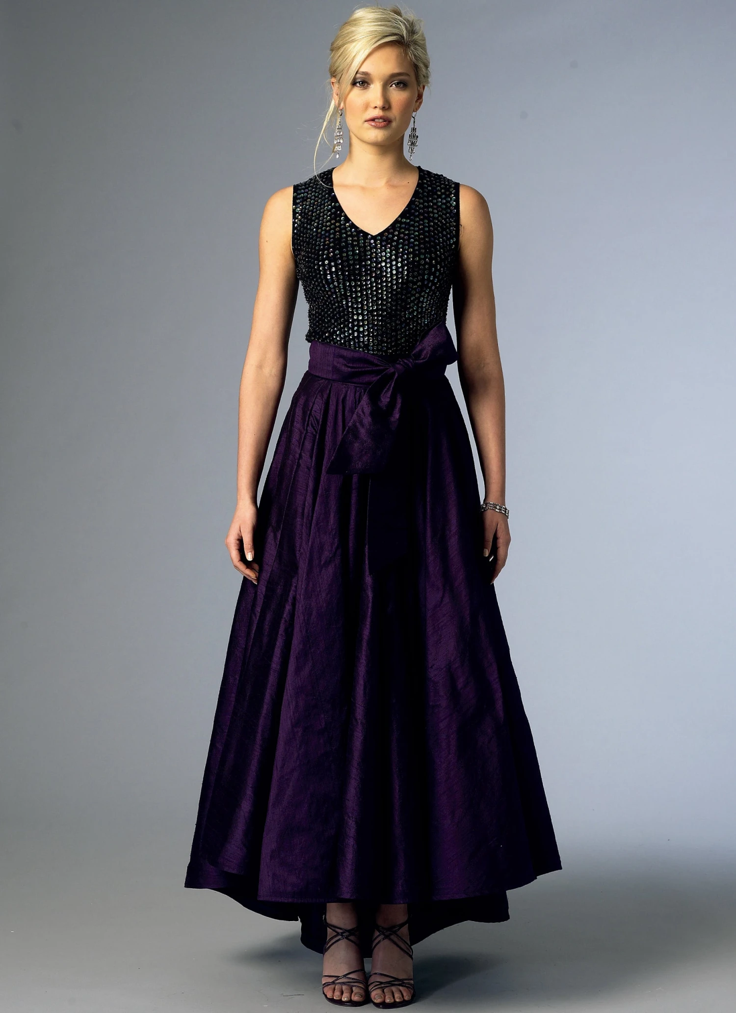 Vogue Pattern V8980 Misses' Skirt 8 Vogue Pattern V8980 Misses' Skirt - Image 8